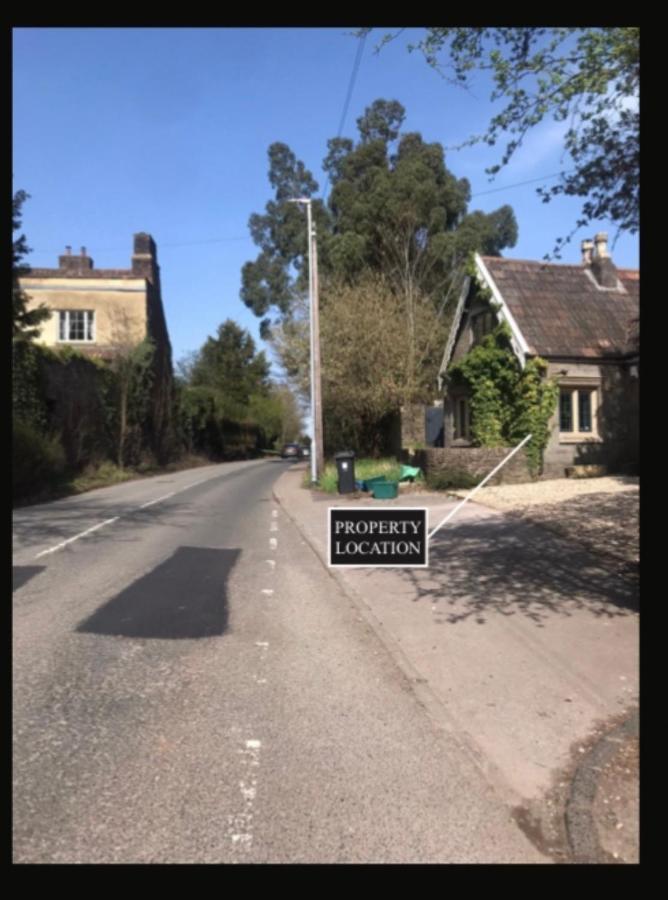 2 Bedroom Cosy Cottage With Hot Tub In Hambrook Close To Bristol City Centre Esterno foto